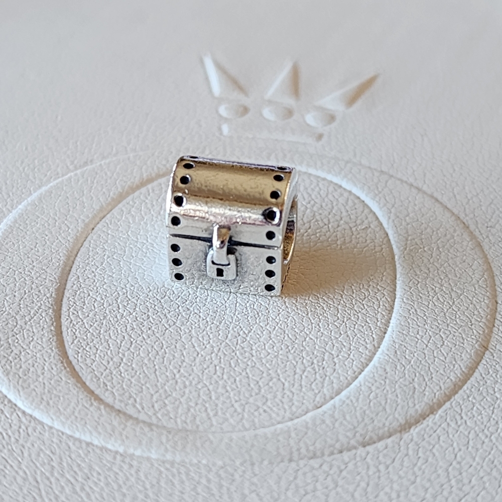 Authentic Pandora Retired Treasure Chest Charm